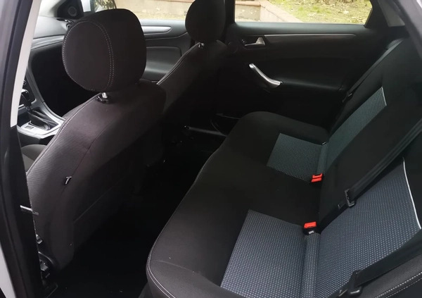 Ford Mondeo cena 32400 przebieg: 168000, rok produkcji 2013 z Boguchwała małe 29
